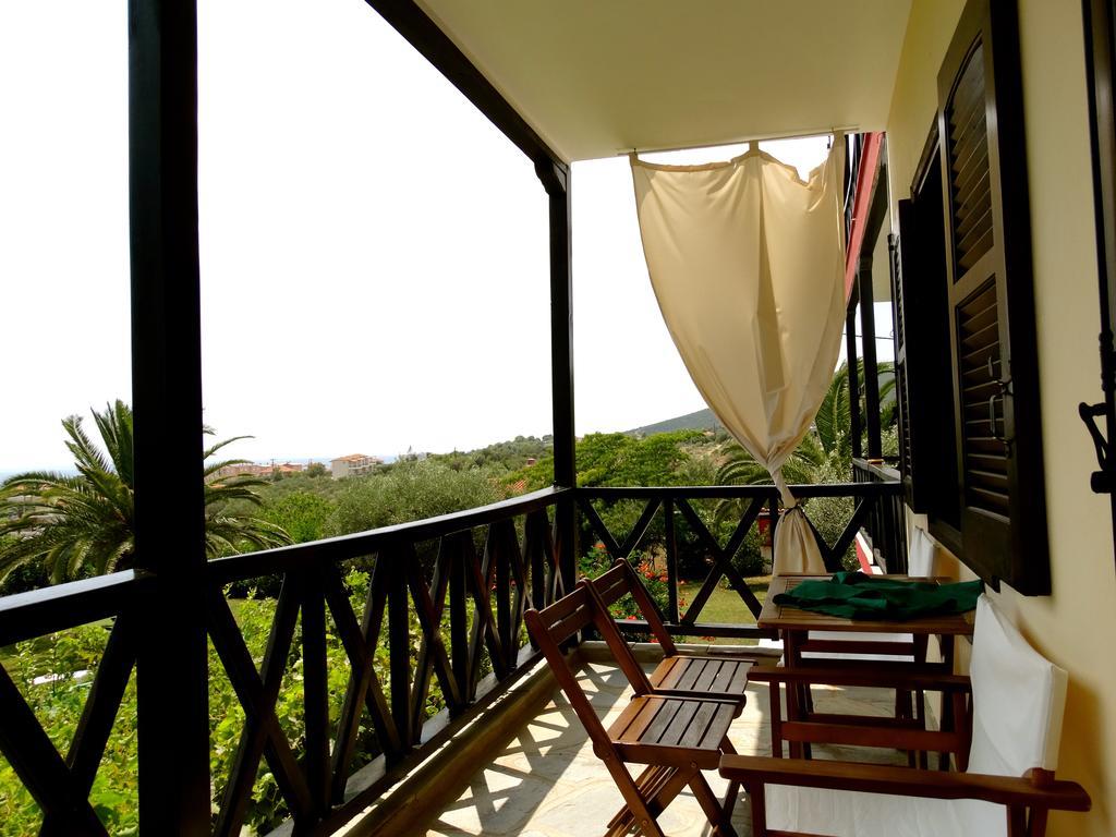 Apartments Karpetis A Green Paradise ซากูเดีย ห้อง รูปภาพ