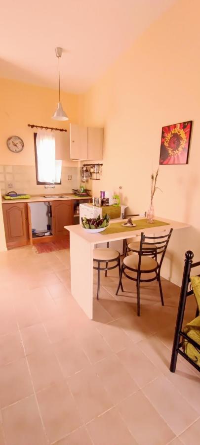 Apartments Karpetis A Green Paradise ซากูเดีย ภายนอก รูปภาพ