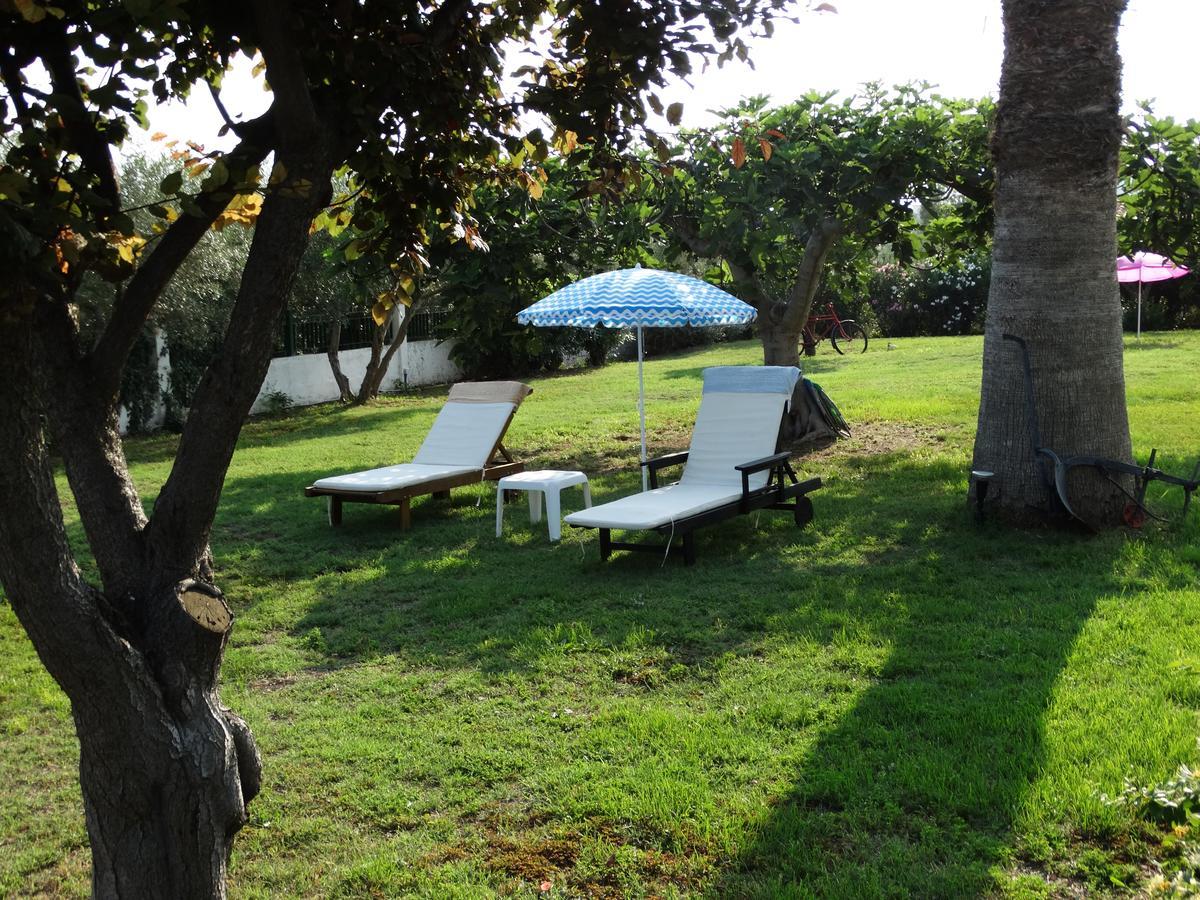 Apartments Karpetis A Green Paradise ซากูเดีย ภายนอก รูปภาพ